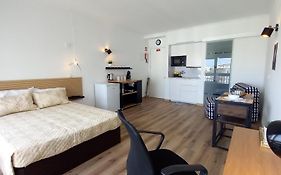 Tarik Studio